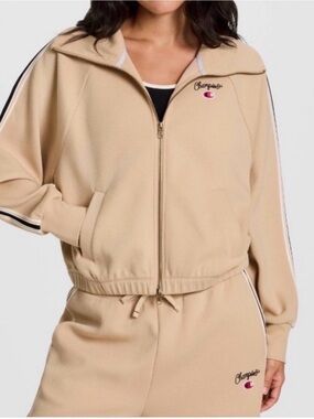 NWT Champion oversized Beige Full-Zip Jacket with Embroidered Logo-S